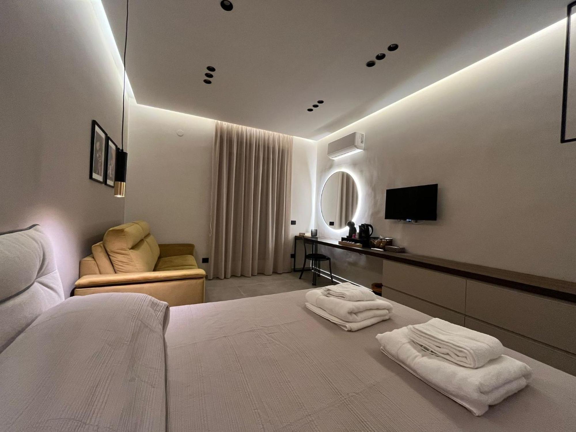Stay In Naples Exterior photo